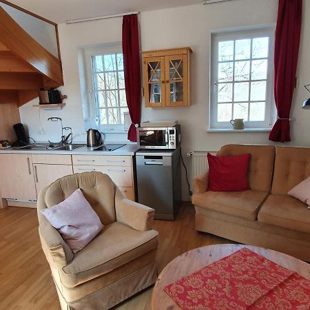 Am Burggraben Auf Der Sauerburg Apartment Sauerthal Bagian luar foto